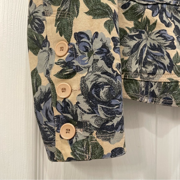 Vintage Floral Blazer - Picture 5 of 15